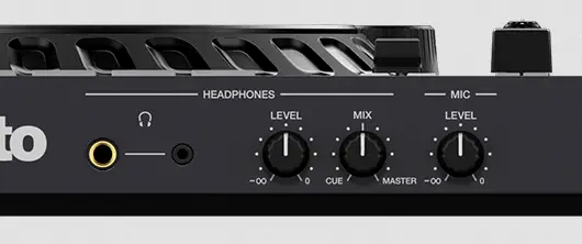 Pioneer DDJ-FLX6 headphone output connectors and control knobs (front of the device).
