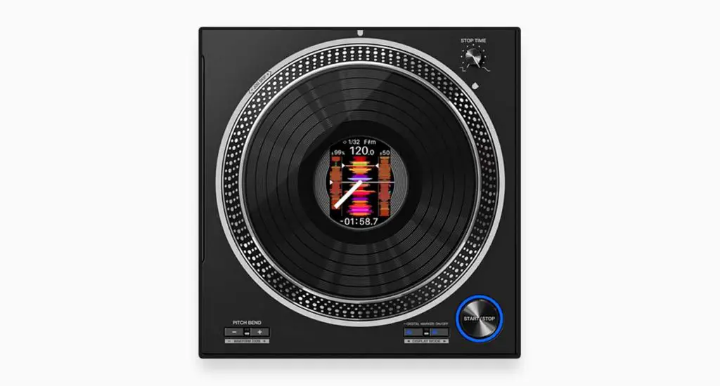 The motorized jog wheels on the Pioneer DDJ-Rev7 feature LCD screens in the middle of the platter.
