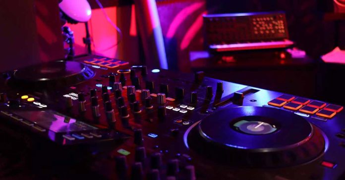 8 tips on how to jumpstart your DJ career