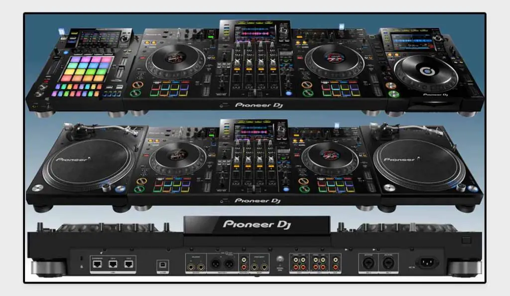 You can plug additional audio sources to your Pioneer XDJ-XZ using the available audio inputs and the Pro DJ Link functionality.