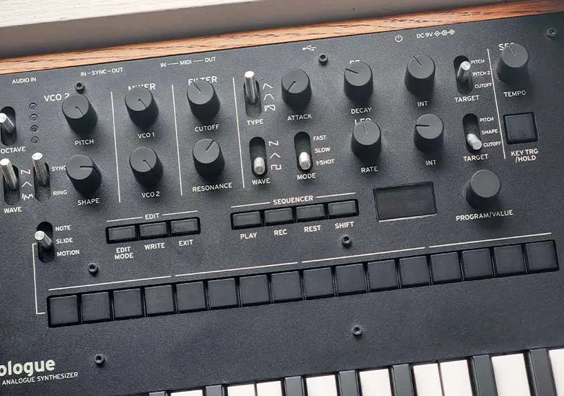 The Korg Monologue offers you a full set of 16 sequence step buttons - the Minilogue only has 8, although it also lets you edit full 16 step sequences using them.