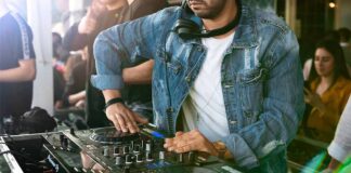 DJing Tips! - 8 Core Skills All DJs Need
