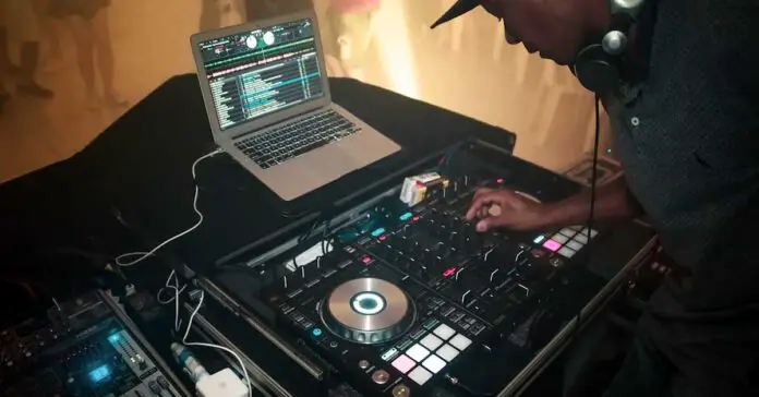 8 DJing Techniques You Should Learn First - Beginner's Guide